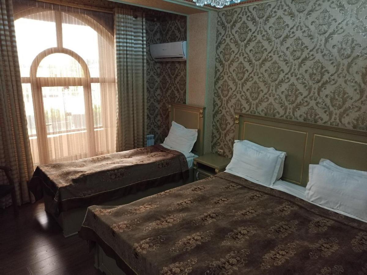 Edem Plaza Hotel Buxoro Luaran gambar