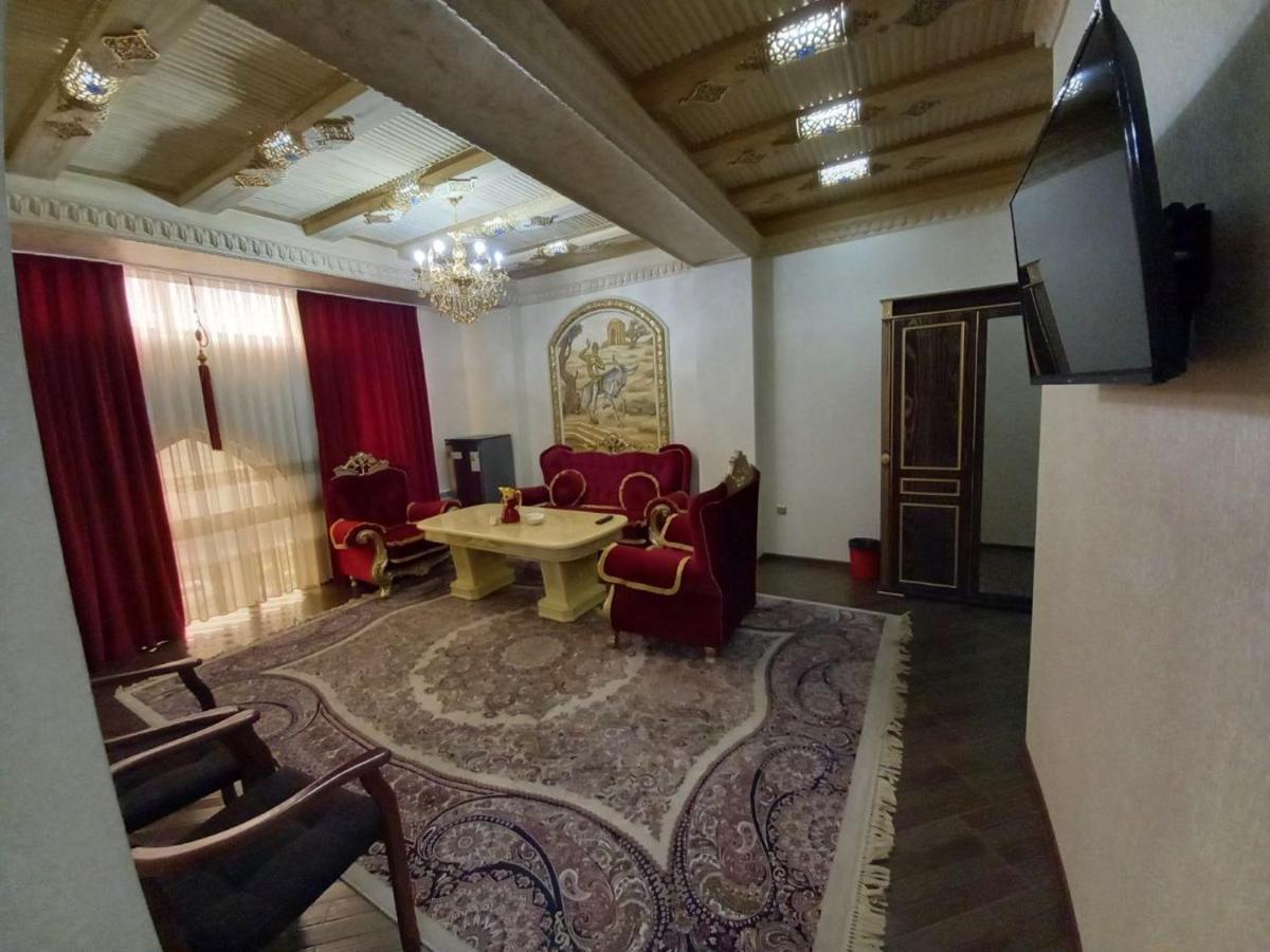 Edem Plaza Hotel Buxoro Luaran gambar