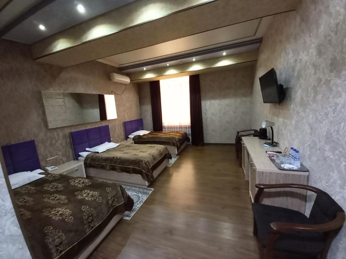 Edem Plaza Hotel Buxoro Luaran gambar