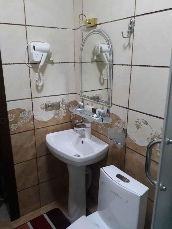 Edem Plaza Hotel Buxoro Luaran gambar