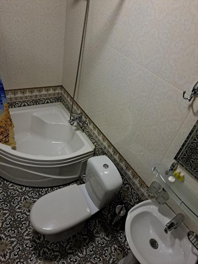 Edem Plaza Hotel Buxoro Luaran gambar