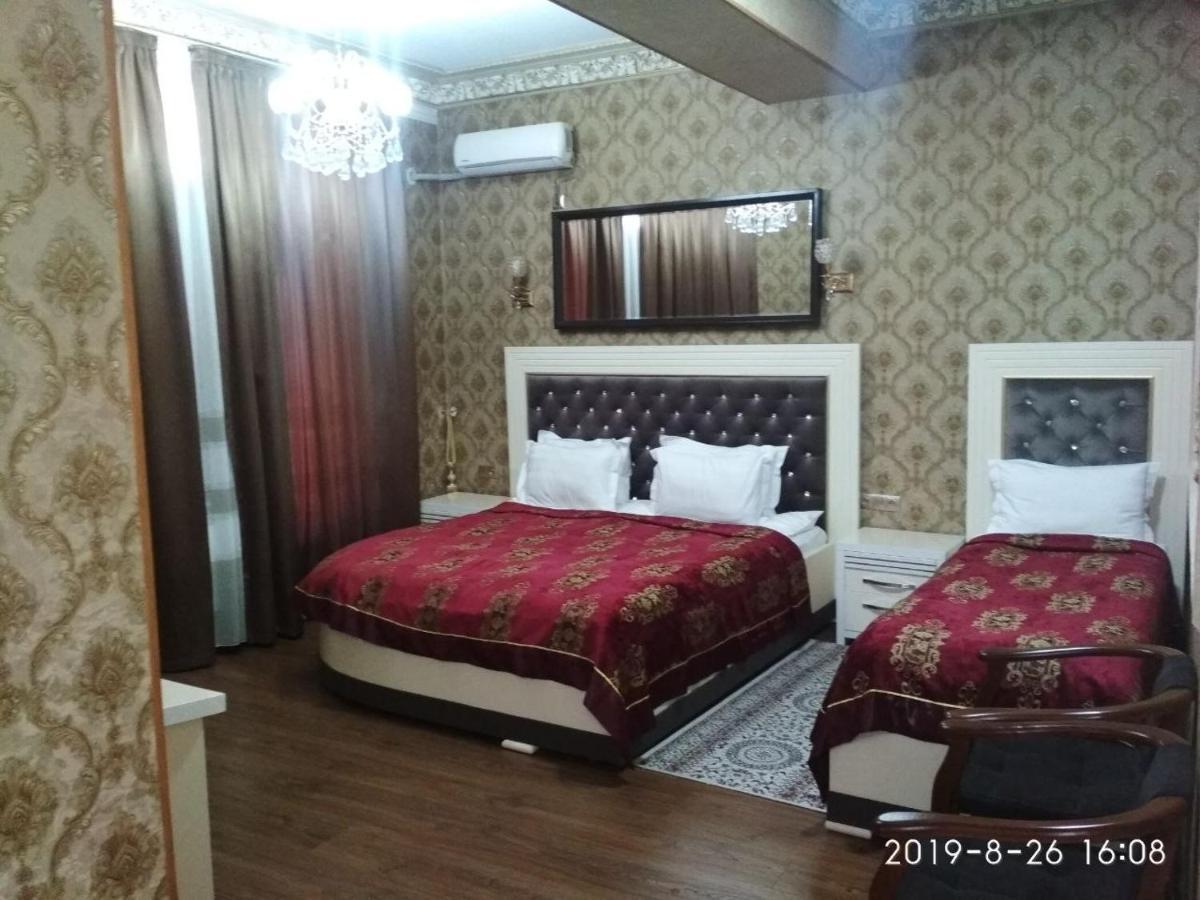 Edem Plaza Hotel Buxoro Luaran gambar