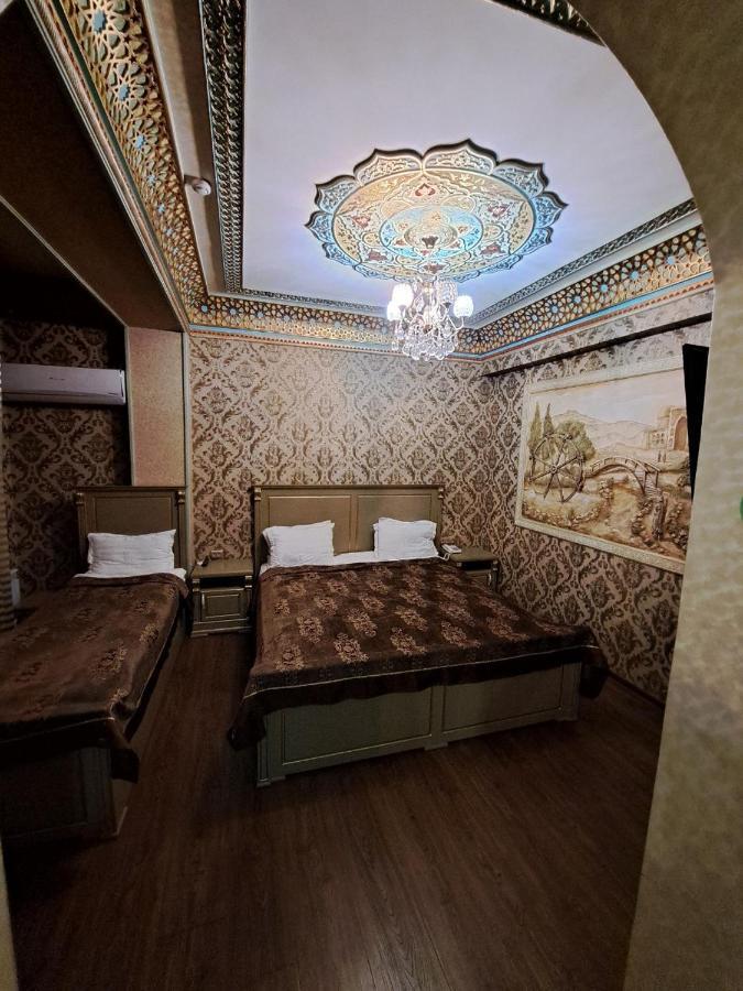 Edem Plaza Hotel Buxoro Luaran gambar