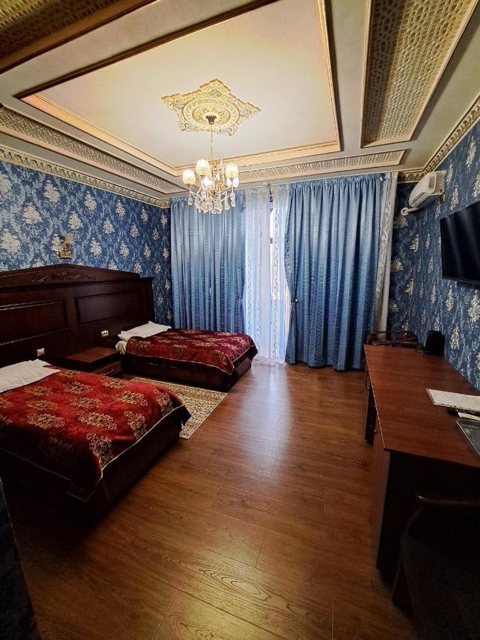 Edem Plaza Hotel Buxoro Luaran gambar