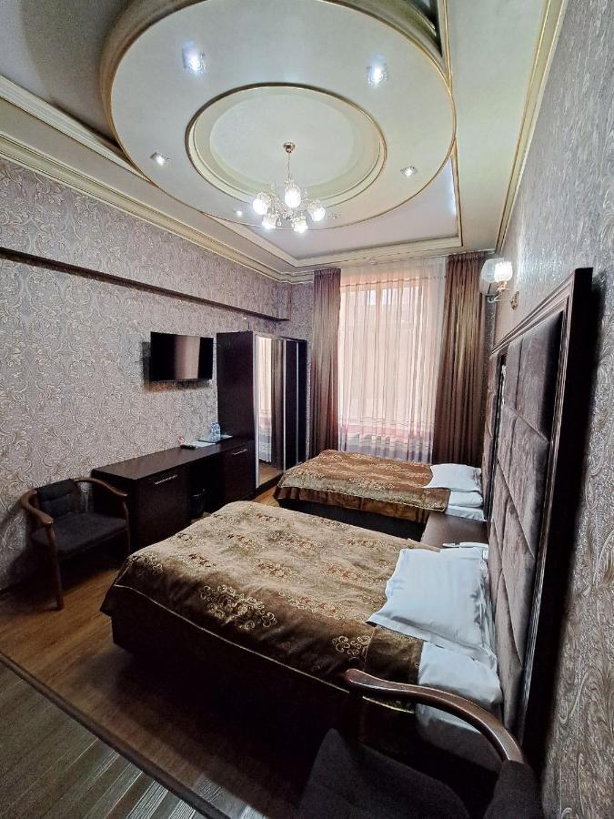 Edem Plaza Hotel Buxoro Luaran gambar
