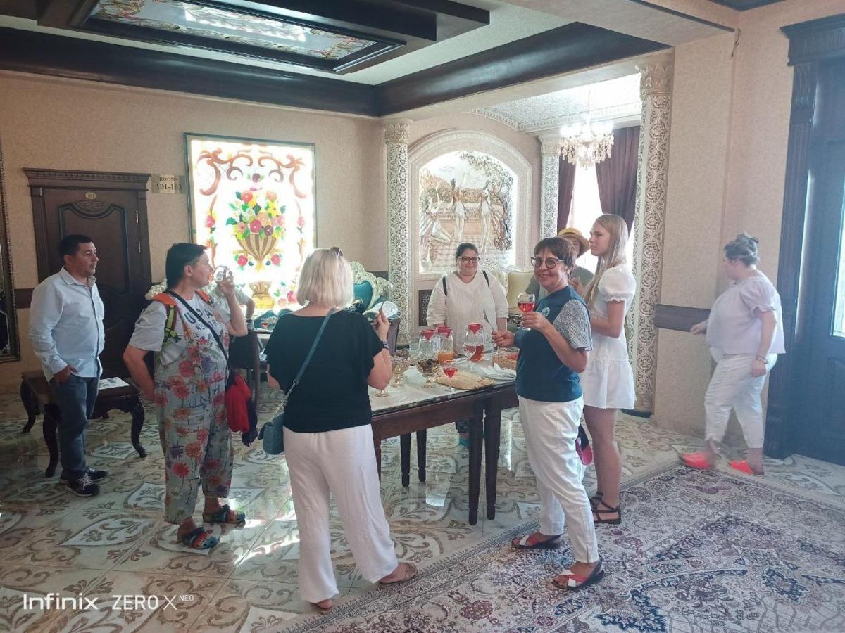 Edem Plaza Hotel Buxoro Luaran gambar